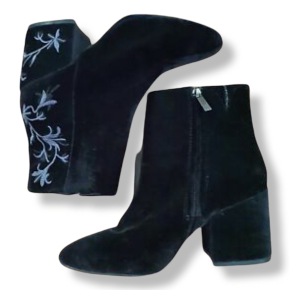 Kenneth Cole Velvet Booties Size 7 1/2 - Picture 8 of 11